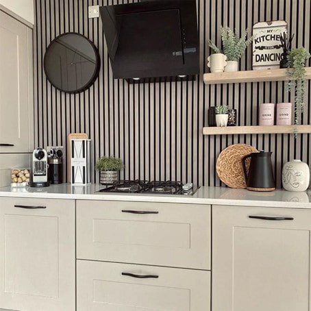 Hoe monteer je akoestische houten wandpanelen